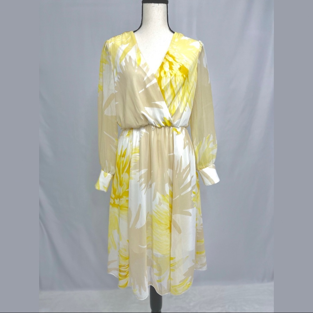 En Focus Studio Floral Midi Dress